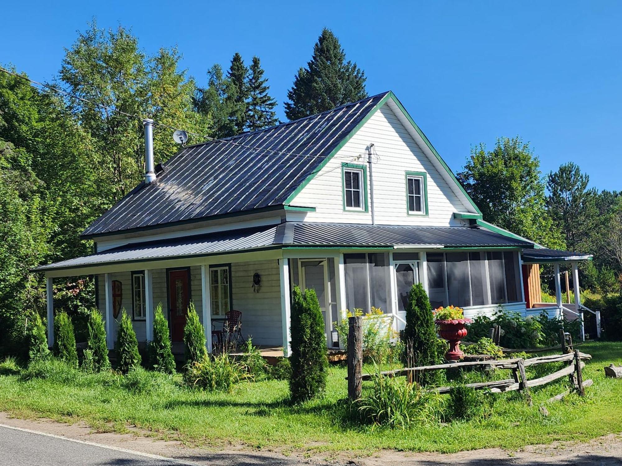 Chalets Nabu La Sacacomie - Riviere - Billard Saint-Alexis-des-Monts Extérieur photo